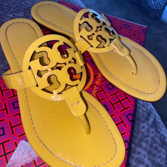Tory Burch Shoes - Tory Burch slides